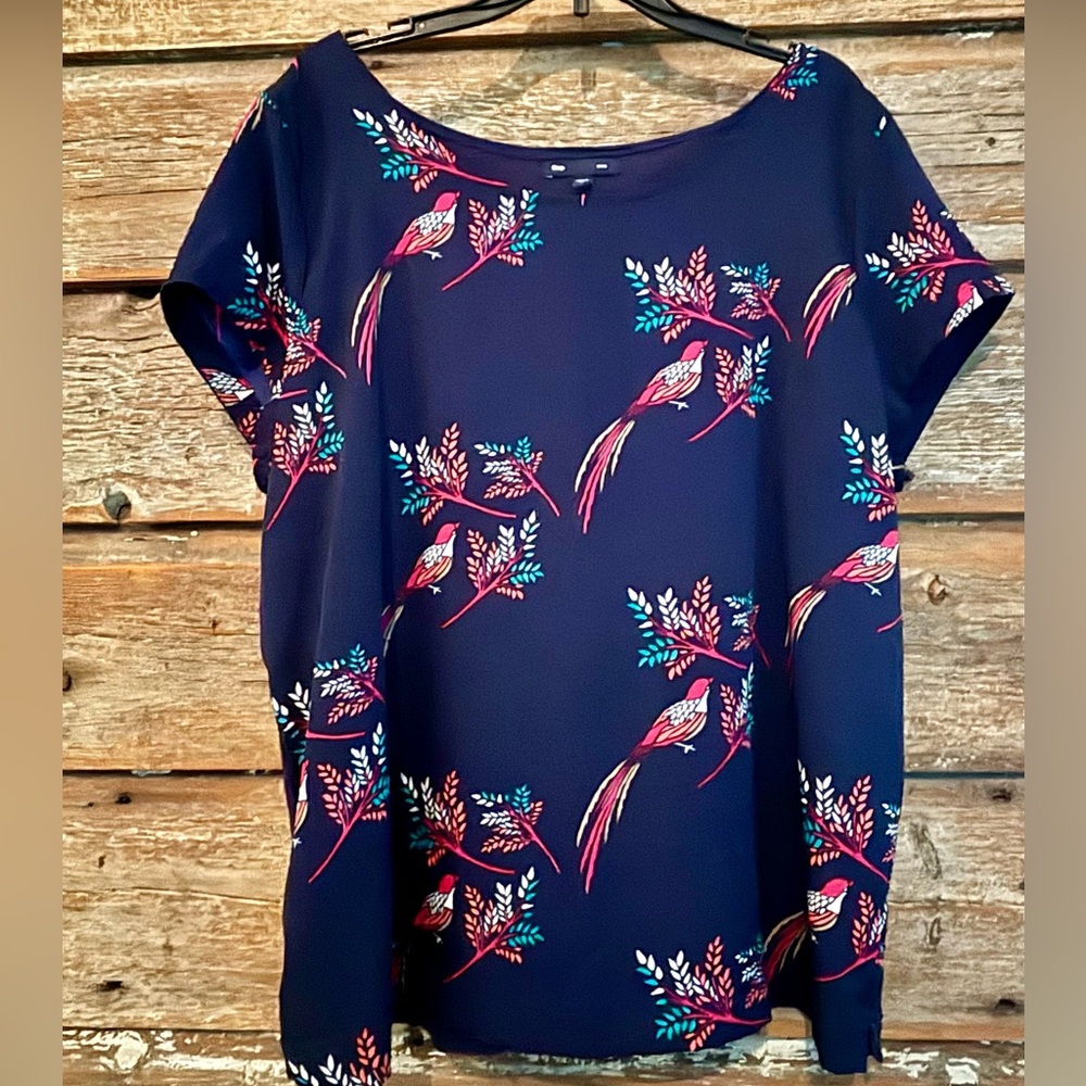 Gap animal/floral top